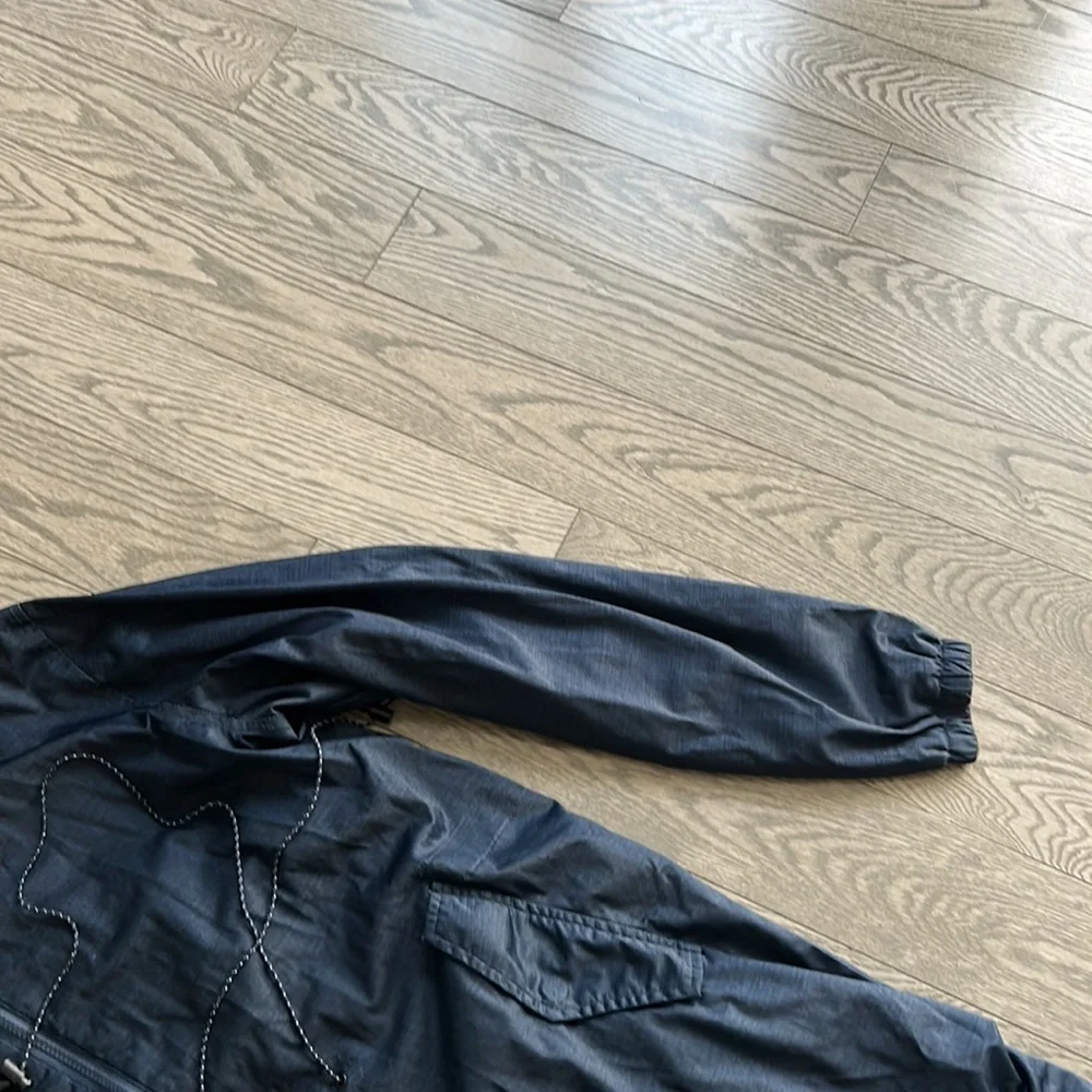 Beautiful light jacket by Topman⚽️⚽️⚽️ - Picture 5 of 12